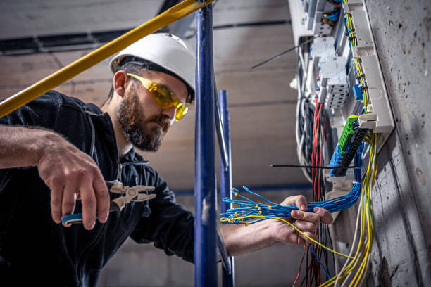 Best Emergency Electrical Repair  in Brooksville, MS