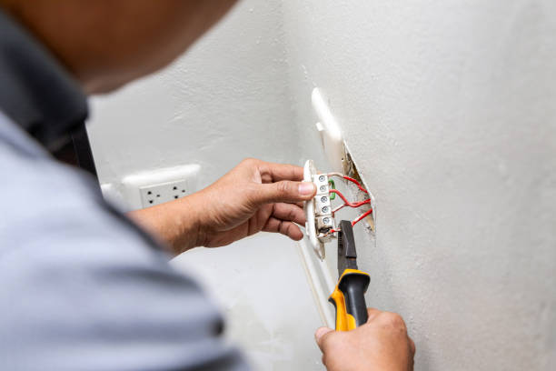 Best Electrical Outlet Repair  in Brooksville, MS